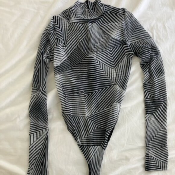 Badinka Minimal Mesh Bodysuit - SMALL - S - Picture 3 of 6